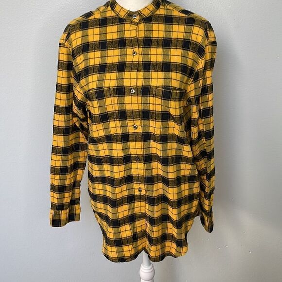 Anne Taylor plaid flannel button down shirt.  Size Petite Medium*** see chart. - Picture 1 of 5